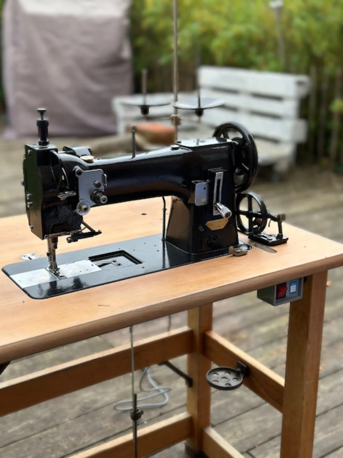 Pfaff 145 P-6C H3 – Fertig restauriert
