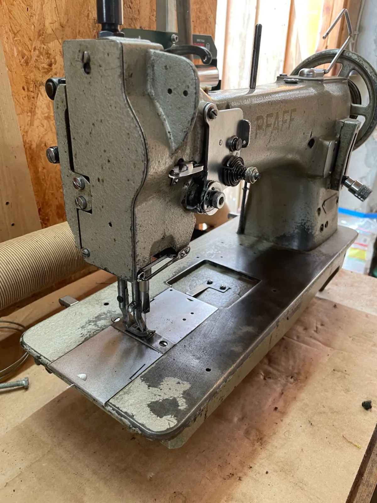 Pfaff 145 P-6C H3 – Vorher